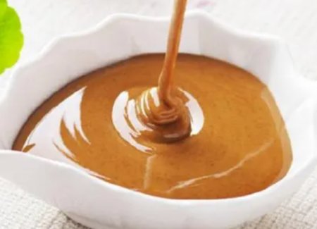 在芝麻醬中加入花生醬是假的嗎？看完就明白了。