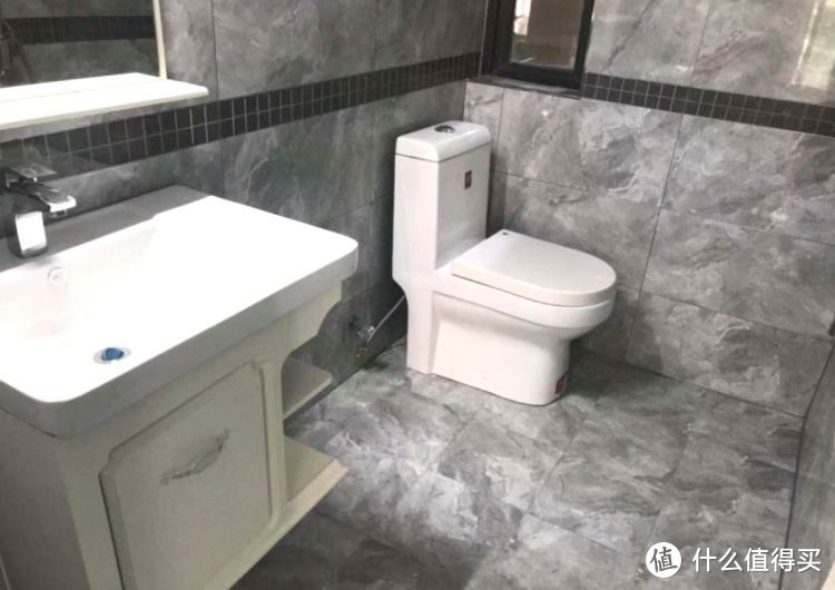 119㎡現(xiàn)代簡(jiǎn)約三居室，20萬(wàn)全包給熟人裝修，還沒(méi)開(kāi)始入住先曬曬