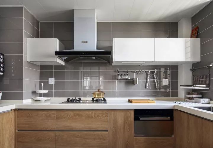 你家廚房想用什么色系？20多款效果圖供你參考！