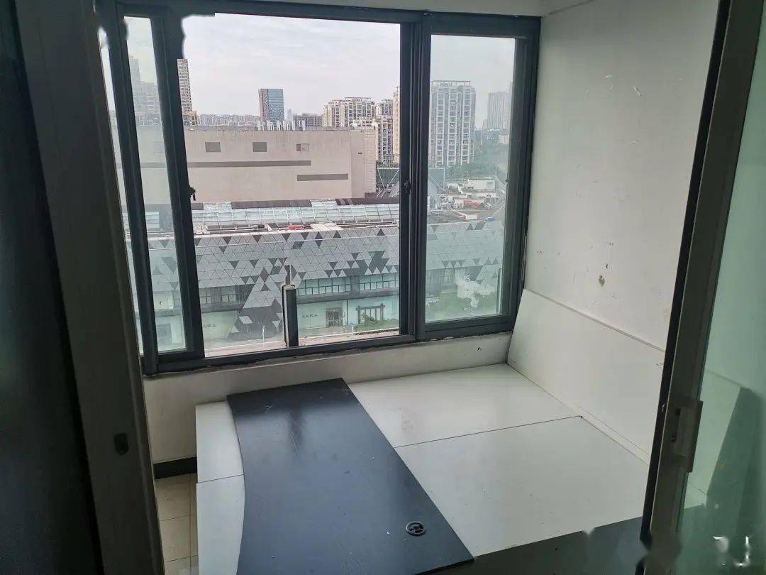 上海平元設(shè)計(jì)設(shè)計(jì)_門(mén)廳過(guò)道裝修與風(fēng)水設(shè)計(jì)_上海裝修設(shè)計(jì)