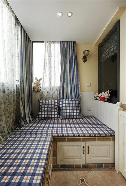 陽(yáng)臺(tái)榻榻米效果圖，陽(yáng)臺(tái)榻榻米布局