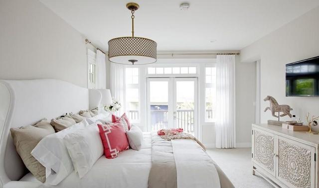 臥室?guī)ш柵_的20種美法，美不外露