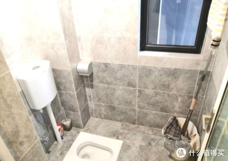 剛完工的新房，硬裝15萬設(shè)計(jì)成現(xiàn)代簡(jiǎn)約風(fēng)格，看一眼都是享受