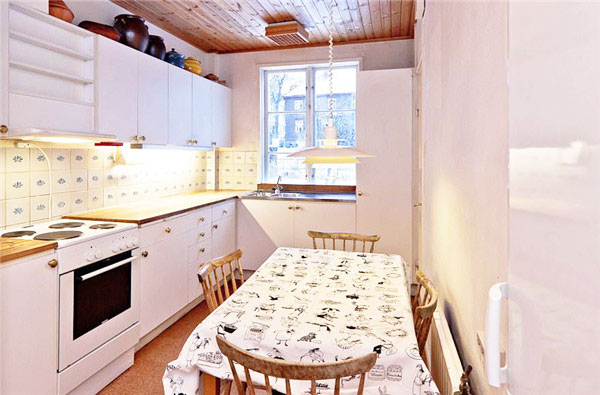 櫥柜巧妙設(shè)計(jì)，打造舒適廚房空間