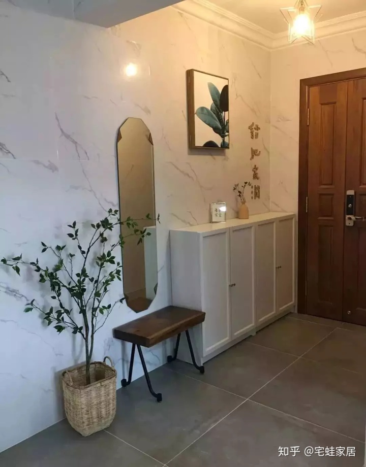 玄關(guān)隔斷裝修效果圖_進門玄關(guān)隔斷裝修效果圖_客廳玄關(guān)隔斷鞋柜裝修效果圖