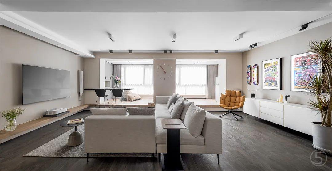 280㎡現(xiàn)代簡約，簡單樸素的空間，精致文藝的裝飾，滿屋輕松愜意