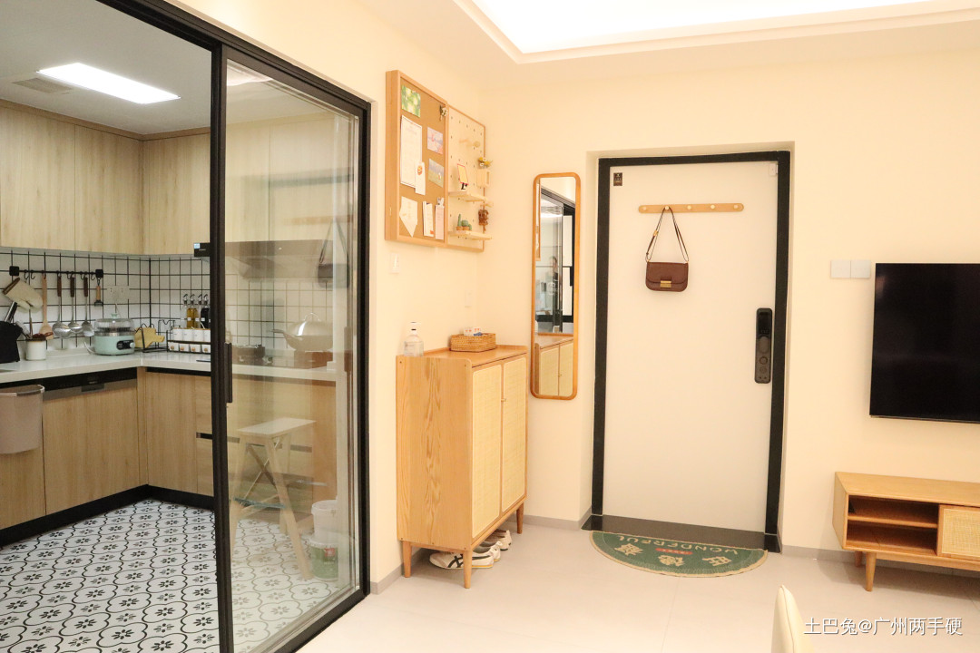 89平日式風(fēng)三居室，全屋木色家具