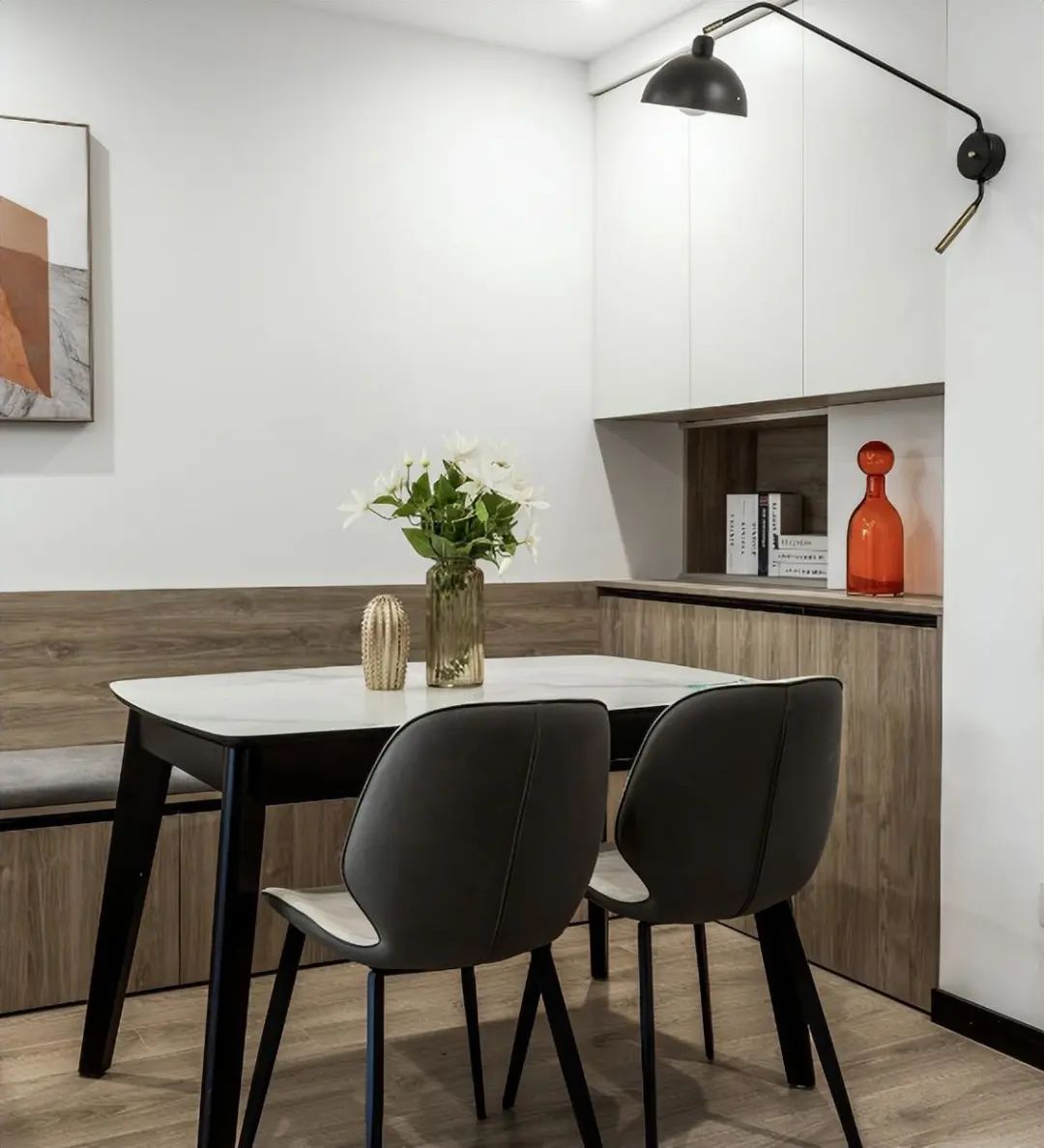 空間利用到極致的小戶型！50㎡當(dāng)兩室一廳用，還帶衣帽間