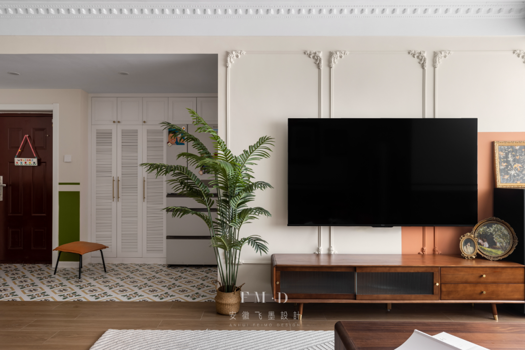 95㎡老房爆改復(fù)古法式風(fēng)，堪稱打工人裝修模板！這錢花得太值了