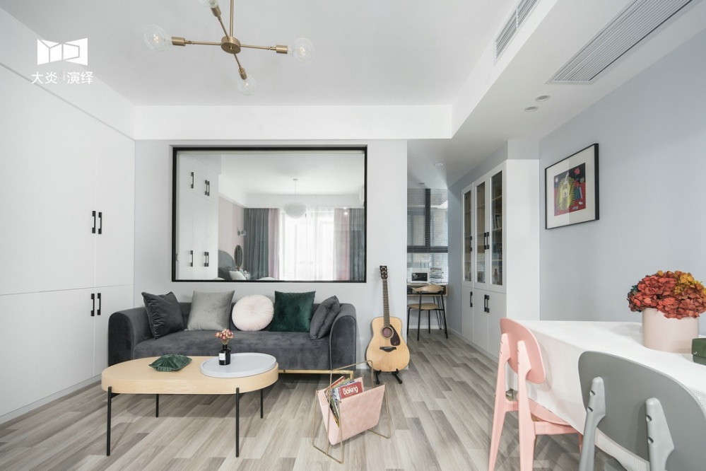 木地板裝修效果圖北歐ins風(fēng)公寓，每個(gè)角落都是北歐極簡(jiǎn)設(shè)計(jì)圖片賞析
