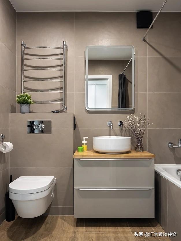 都是小戶型都是簡裝，我家裝完像出租房，她家卻有氣質多了，佩服