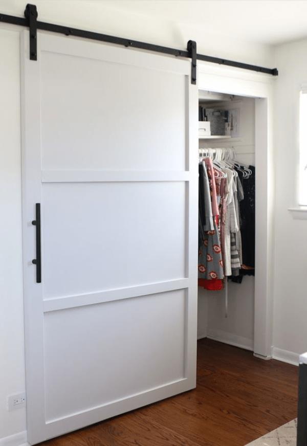 三亞裝修公司：小戶型房子裝修，臥室墻上挖三個壁櫥！