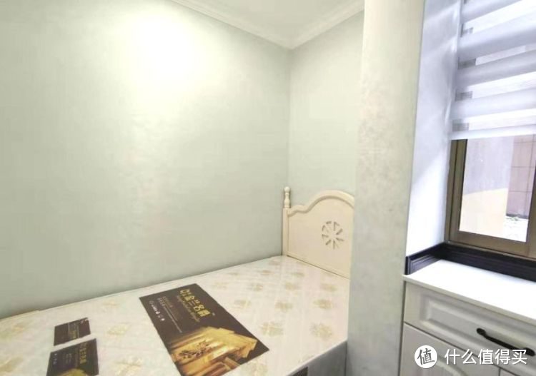 擠破頭買(mǎi)了這套100㎡小三房，送超大平臺(tái)花園，比房子大了一倍