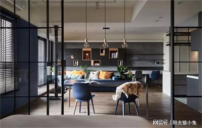 我的新房要裝修，聽(tīng)說(shuō)有四種顏色很出名，我看到第一種瘋狂愛(ài)上了