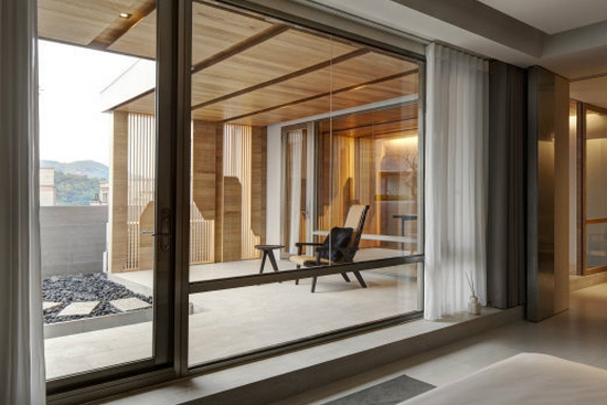 裝修全包包括陽臺(tái)窗戶嗎_弧形陽臺(tái)窗戶裝修效果圖_陽臺(tái)窗戶裝修效果圖