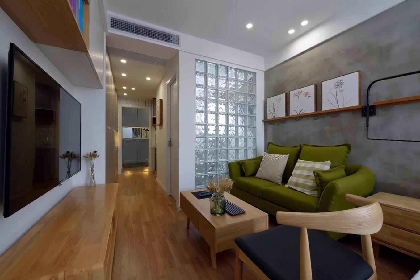 玻璃室內(nèi)裝飾墻效果圖片_陽臺(tái)配重墻裝修效果_玻璃墻裝修效果圖