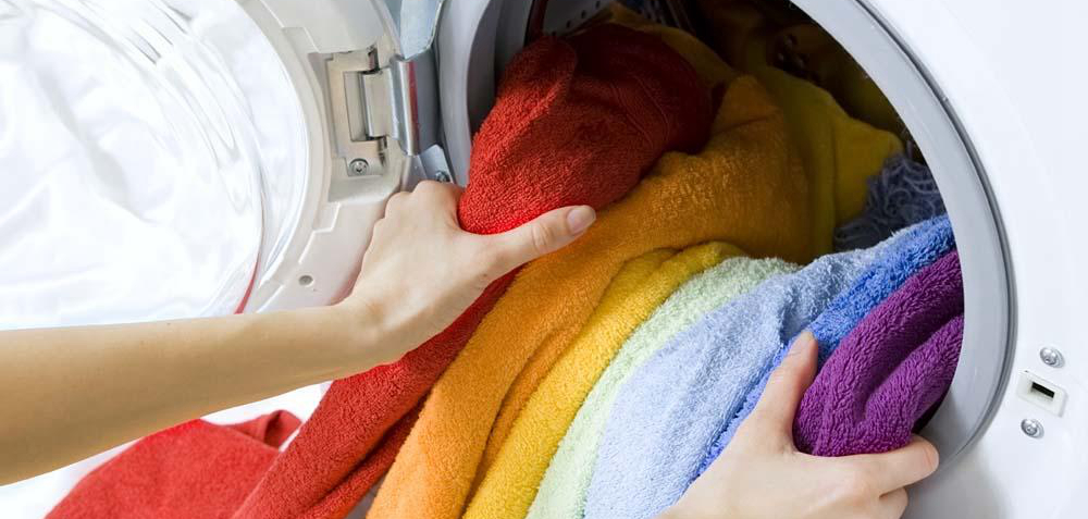 洗衣機(jī)放陽臺(tái)，還有這種操作？